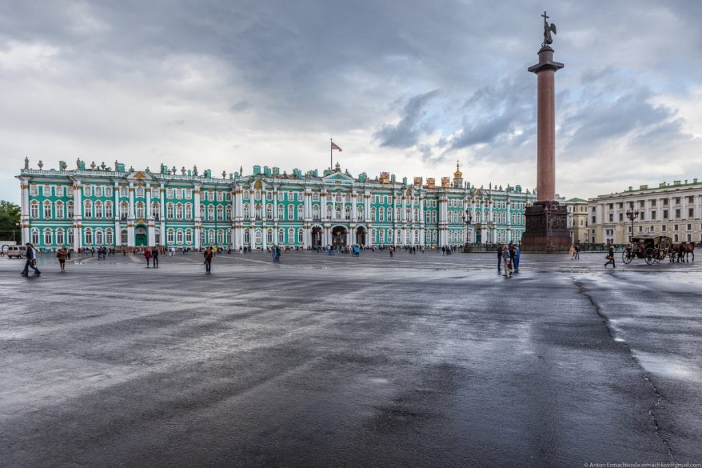 Дворцовая площадь вечером фото